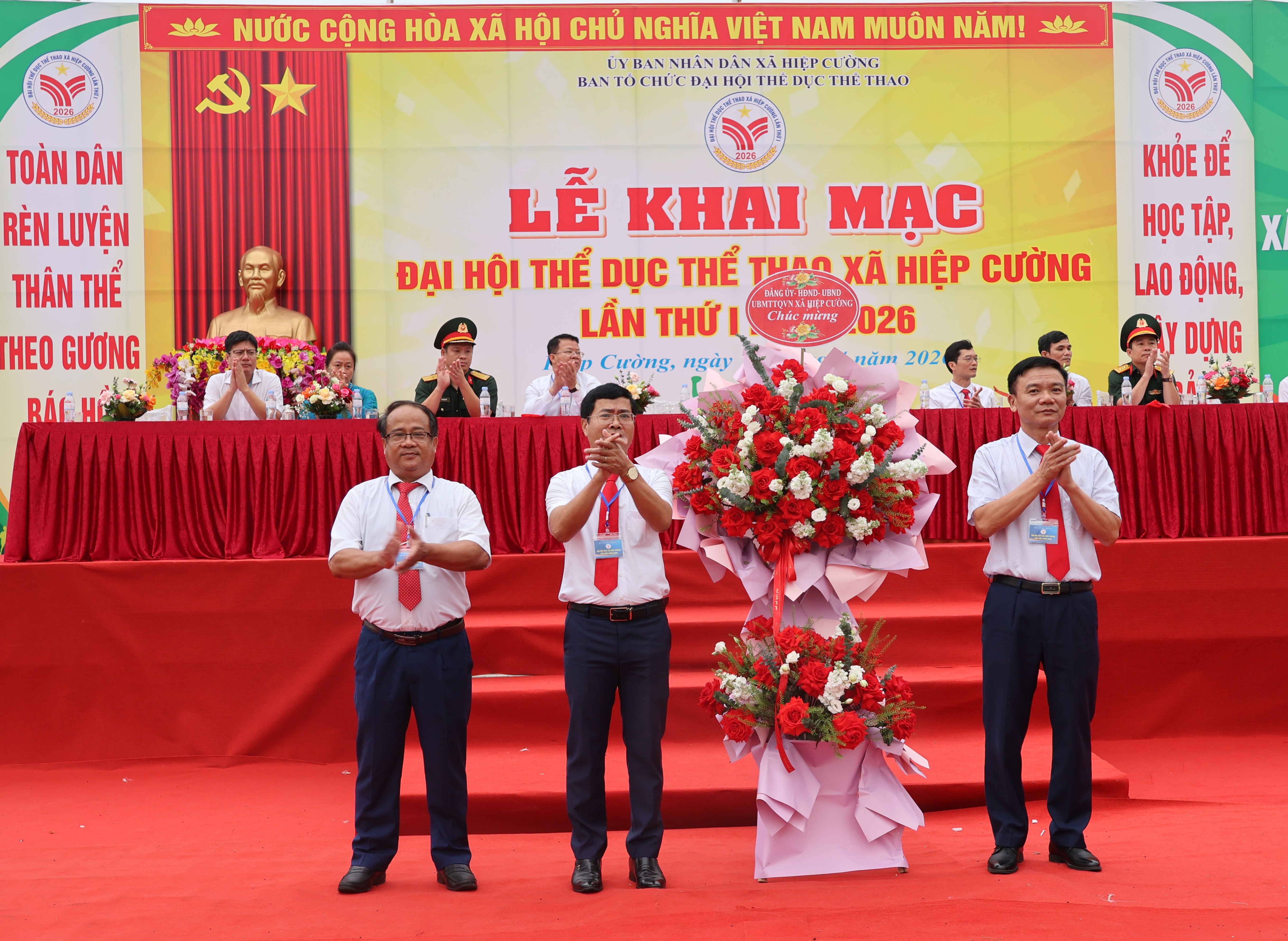 Khai mạc Đại hội thể dục thể thao xã Hiệp Cường lần thứ I