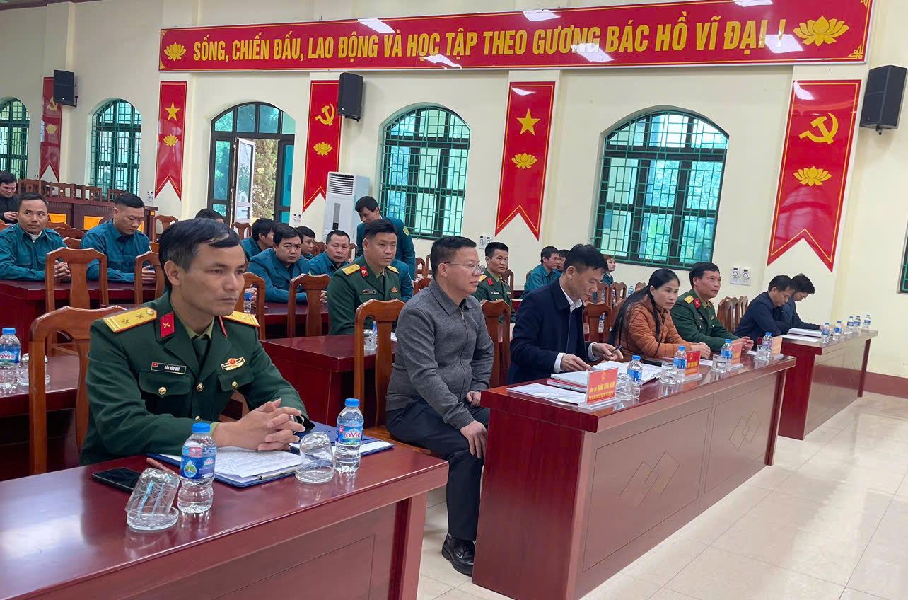 Hội nghị Thông báo các quyết định về tổ chức lại Ban Chỉ huy Quân sự xã; Bổ nhiệm, miễn nhiệm chức danh cán bộ; Bàn giao chức năng, nhiệm vụ Ban Chỉ huy Quân sự xã Hiệp Cường.