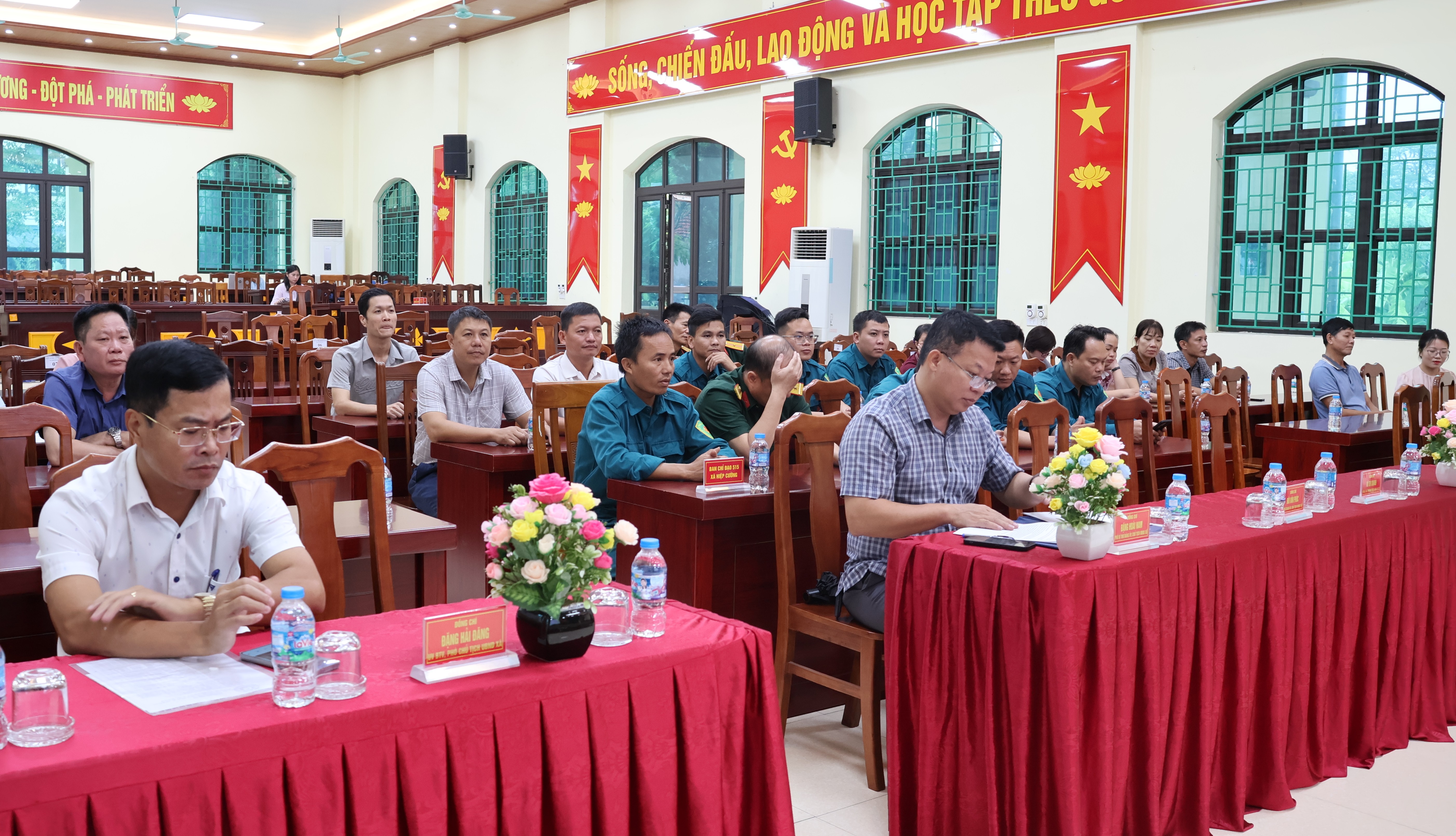 Xã Hiệp Cường: Khen thưởng 21 tập thể, cá nhân có thành tích tiêu biểu trong thực hiện Chiến dịch 500 ngày đêm