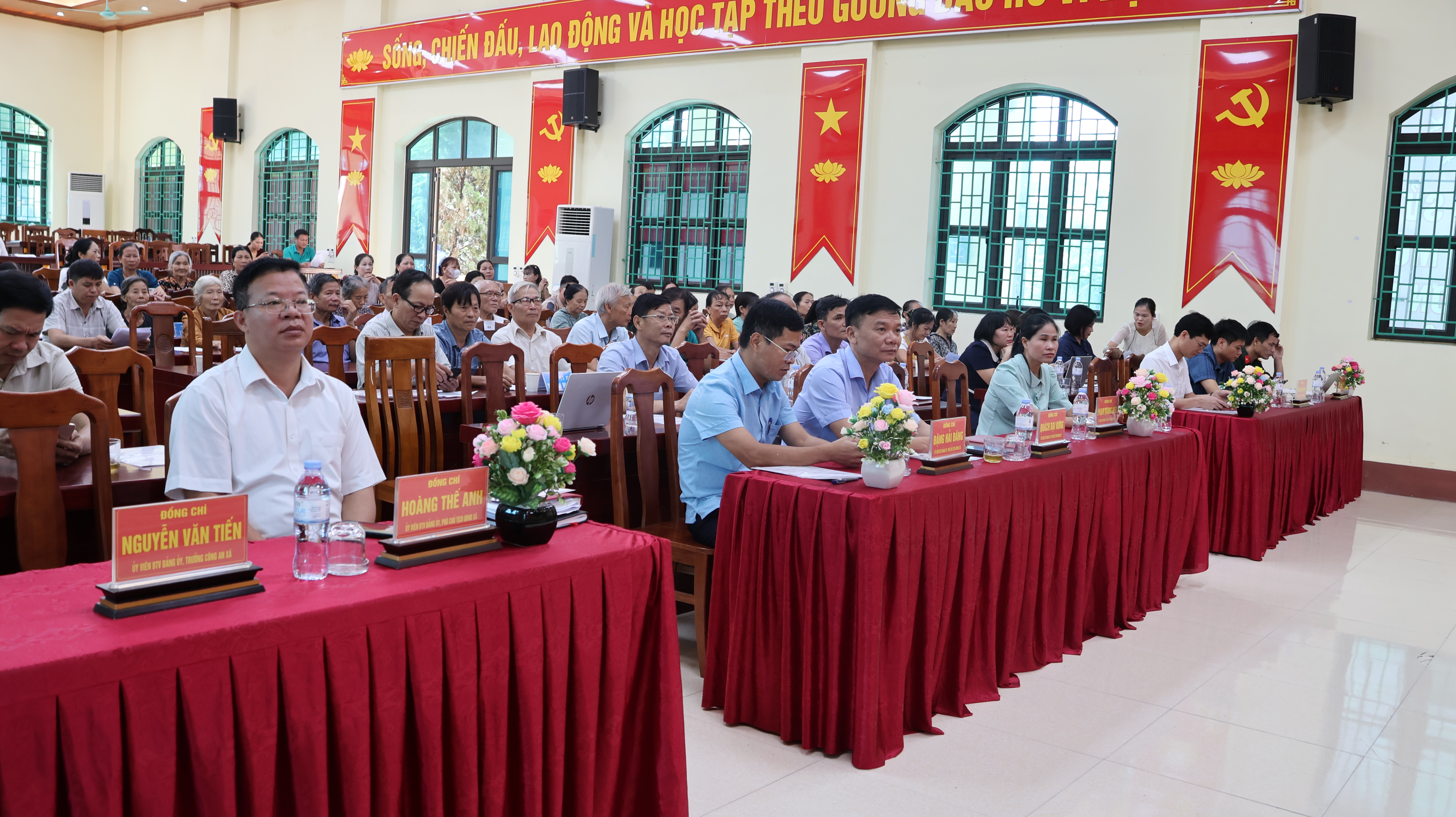 Xã Hiệp Cường đối thoại giữa cấp ủy, chính quyền với đảng viên, Nhân dân và doanh nghiệp